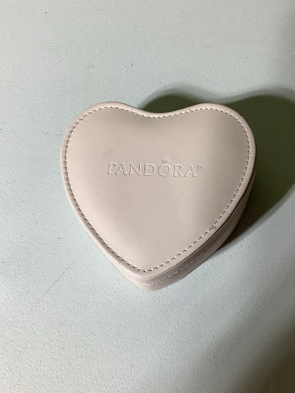 Pandora pale pink vegan leather heart box